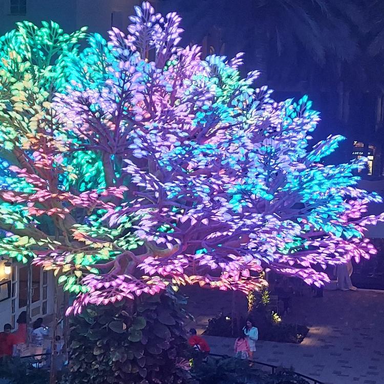 LED Tree Sculpture | Interactive Outdoor Light Art | BioLumina